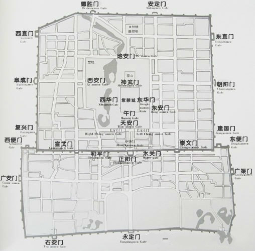 　　內九門圖，其中建國門、和平門、復興門、水關門為晚清民國在城墻上掏出的“洞”，并非真正意義上的城門